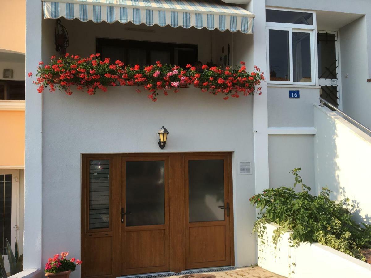 Apartment Branka Ουμάγκ Εξωτερικό φωτογραφία